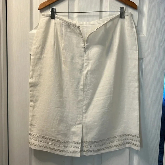 Linen pencil skirt - Picture 4 of 8